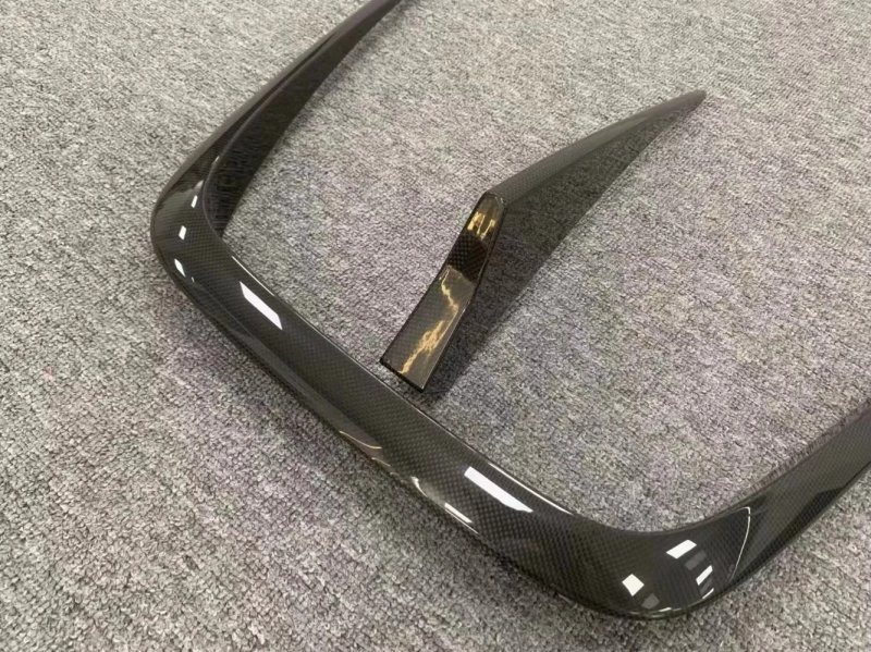 High Quality Fast Delivery Whole Sale Price Dry Carbon Fiber M Style Front Hood Vent Hood Trim Body Kits for F8